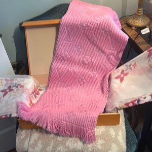Louis Vuitton Logo Mania Pink Scarf NWOT; includes the paper, ribbon and box.